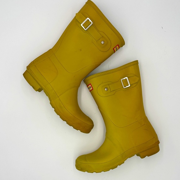 Hunter Mustard Waterproof Short Boots Booties 6 Women’s - Picture 1 of 8